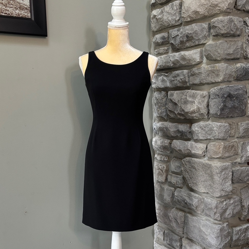 Ann Taylor Black Sheath Dress, 2P, Designed Neckline